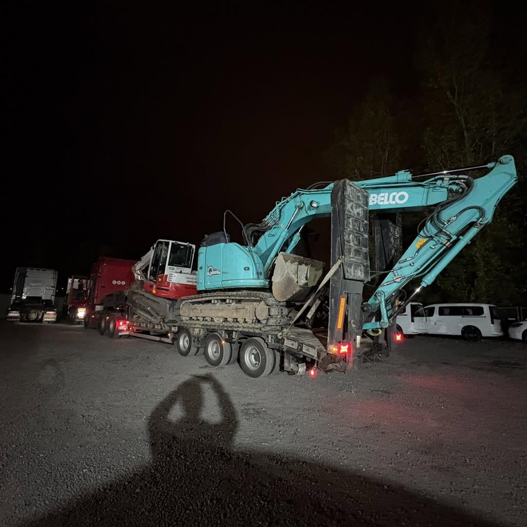 Transport d'engin Moselle — Kobelco LM2T Woippy
